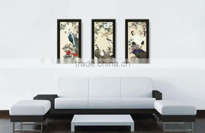 3D picture of bird with frame