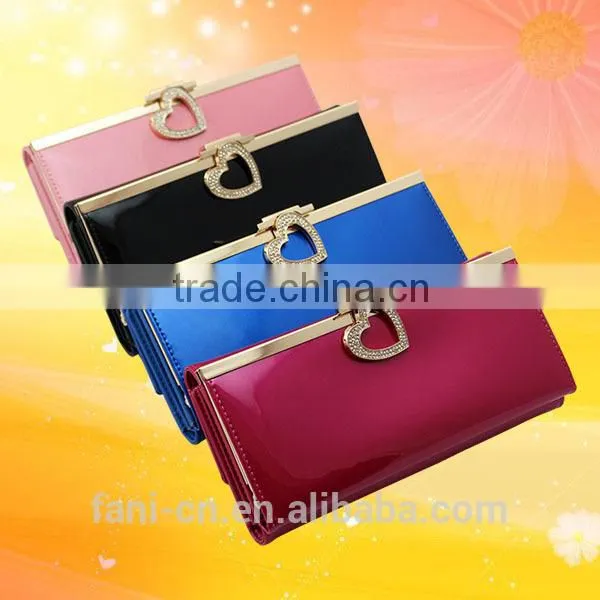 Luxury style cute rhinestone clutch leather travel wallet and purse for women with elegant apperance