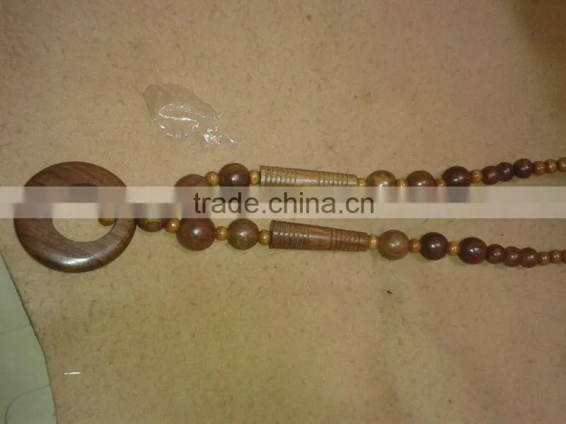 Special Design Necklace/Wholesale Fashion Large Garnet Jewelry Wooden Beads Necklace/Hot Sale