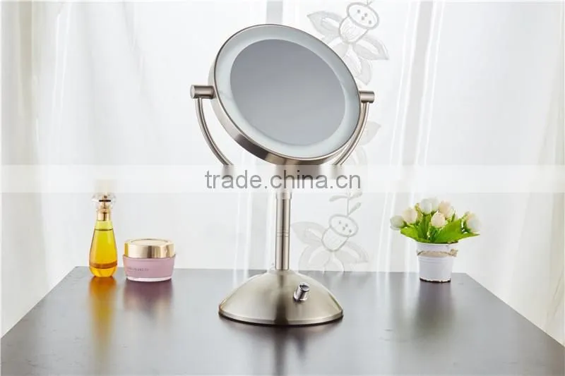 Double-sided battery-operated makeup mirror with 3X magnification, LED mirror