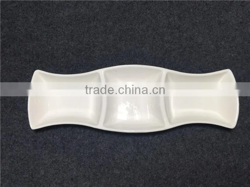 small ceramic boat shaped dishes