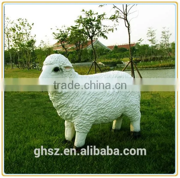 Customized garden decoration life like poly stone white sheep statue supplier