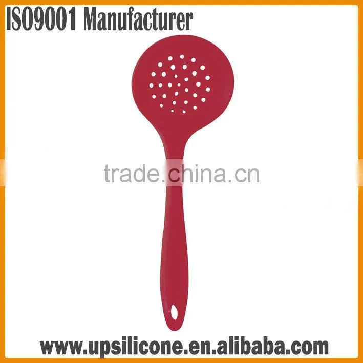 Food Grade Silicone Kitchen Cooking Skimmer with Stainless Steel Plastic Handle