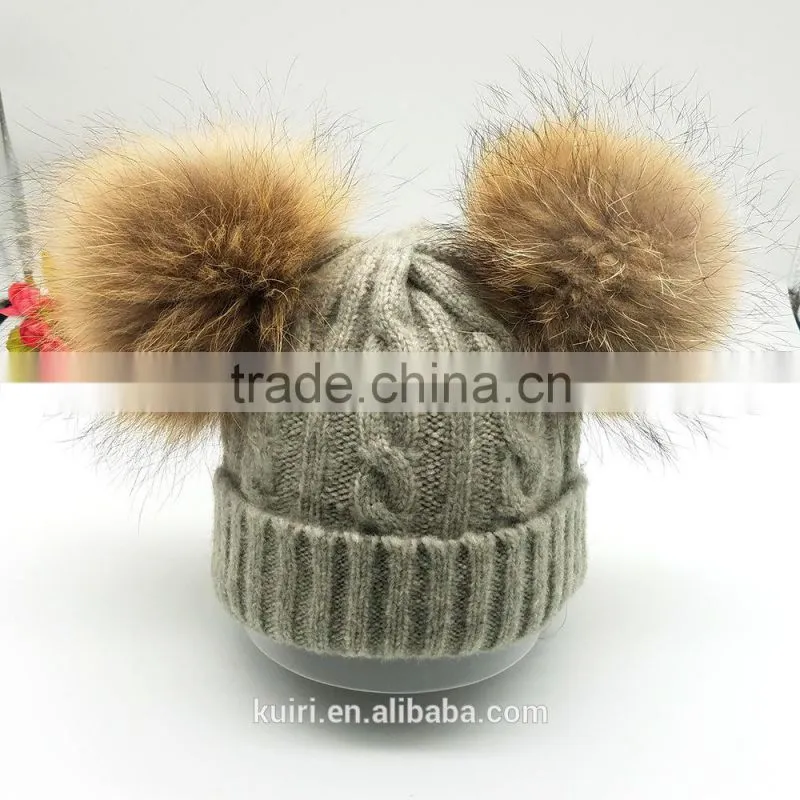 Stylish kids Double Balls Winter Warm Wholesale Beanie Hats with raccoon fur ball