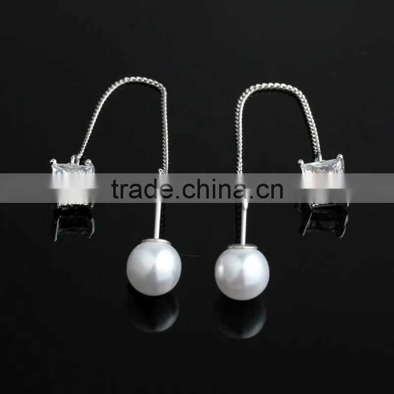 2017 Fashion Wild Elegant Long Section Ear Alloy Ear Stud Zircon Imitation Pearl Earrings