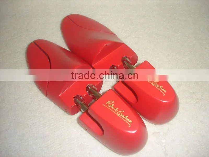 high quality beech wooden shoe tree red cedar shoe tree