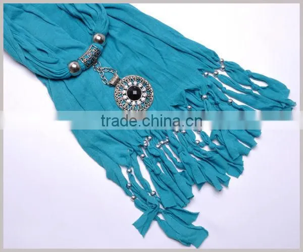 Fashion lady's Christmas Circular Pendant scarf
