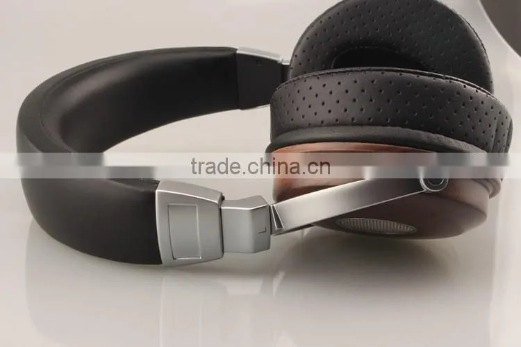High-End Stylish Wooden Cover Ti Alloy Earphone Bluetooth Wireless Headphones with Ergonomic Design Model HSM3