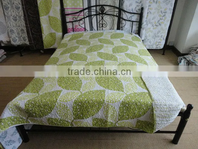 Modern green leaf printed quilt/bedspread