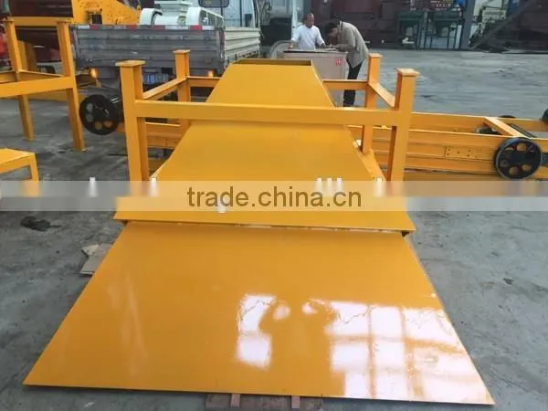2YK1235 diesel engine vibrating screen with hopper