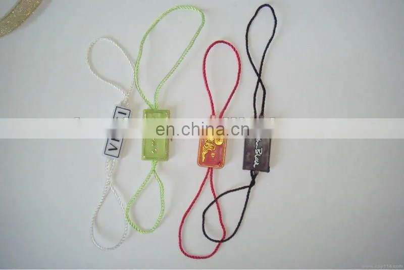 recycled plastic handle for carrying cardboard box