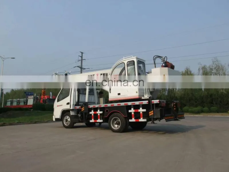 Chinese cheap tire crane truck, wheeled tire crane truck