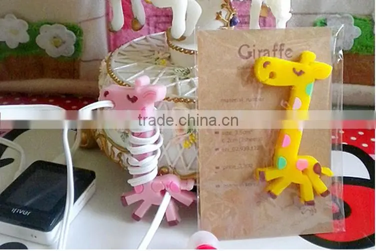 2016 Hot Selling Mini Giraffe Shape Silicone Rubber Headphone Cable Tidy Winder