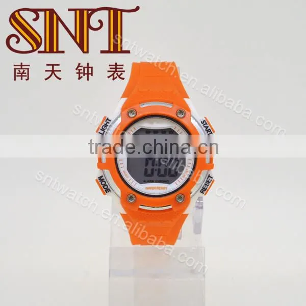 New sport watch LCD watch on sale
