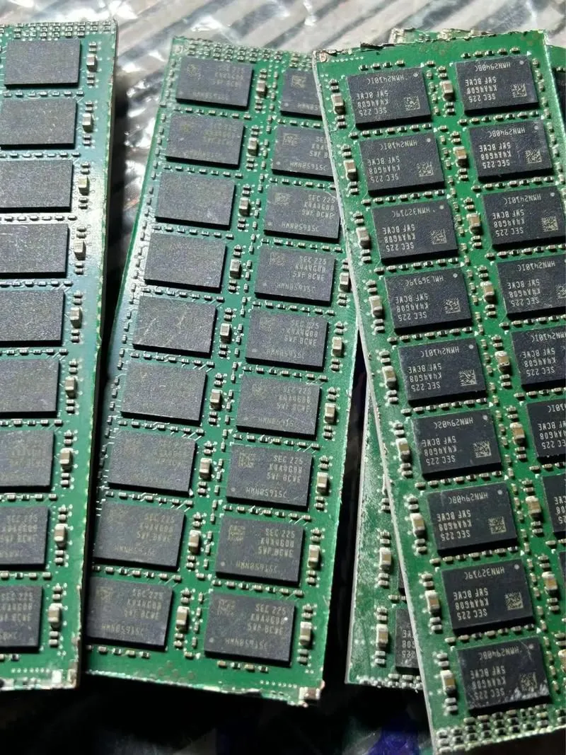 t04ae38077fa496cc1f
