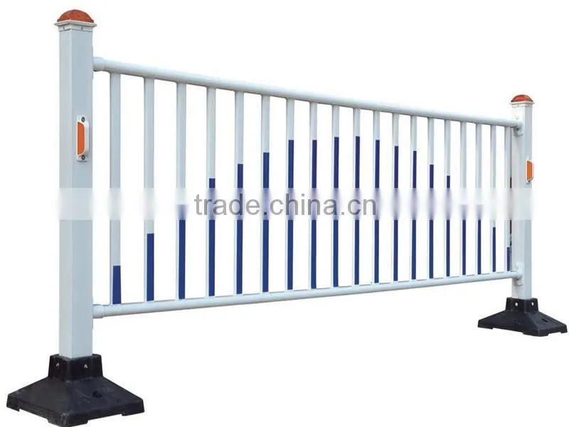 YT-008 2014 Top-selling modern wrought iron balcony railing design