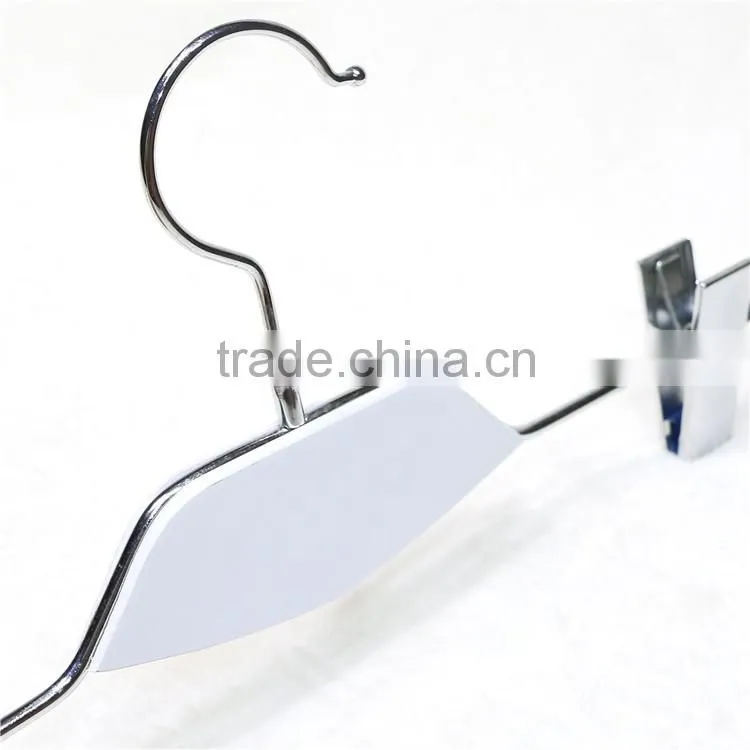 New design children clothes metal pant hanger with clips