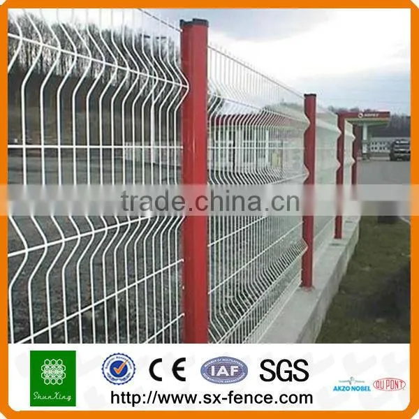 China manufacturer curvy steel metal fence