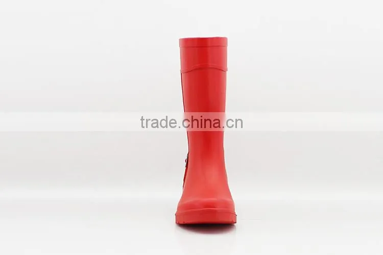 2016 Top quality 10 Years experience Latest design elephant rubber rain boots