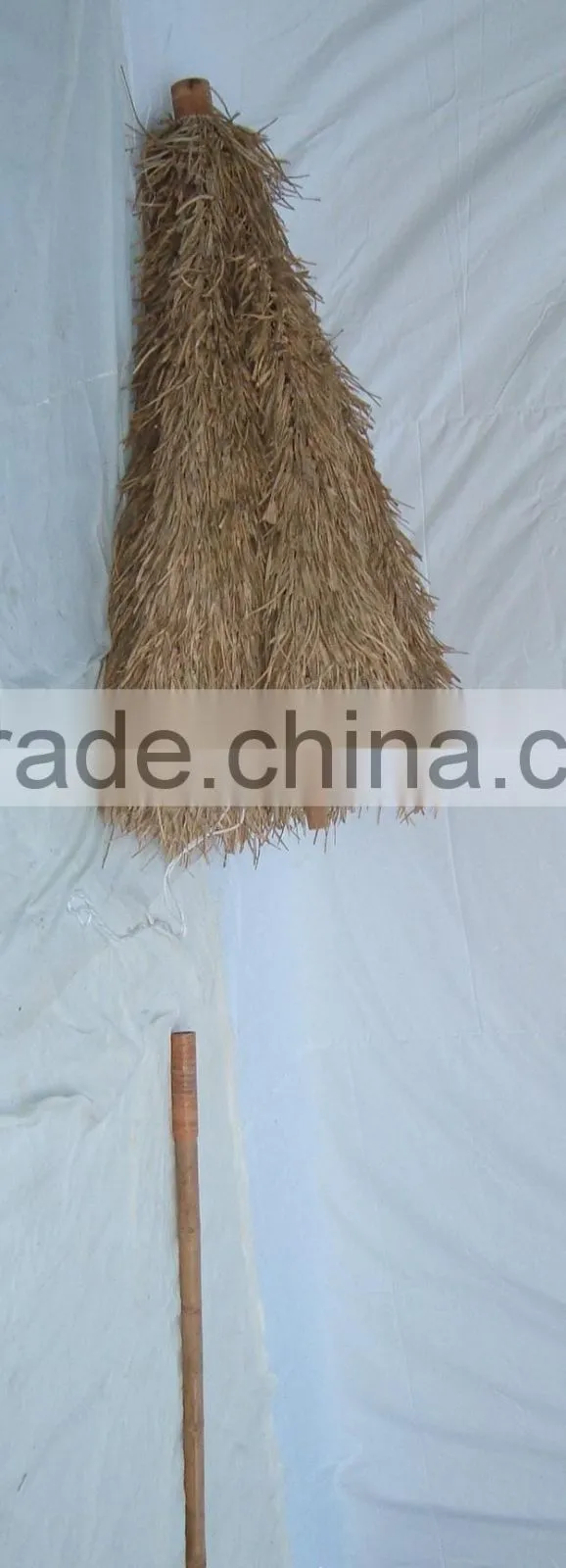 THATCH SEAGRASS PALM LEAF BEACH UMBRELLA & BAMBOO FUNRITURE_CHEAP PRICE