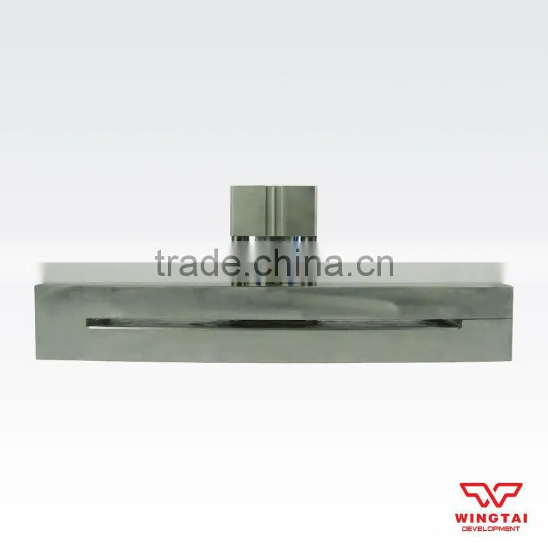 Lengthened pneumatic hole punching machine