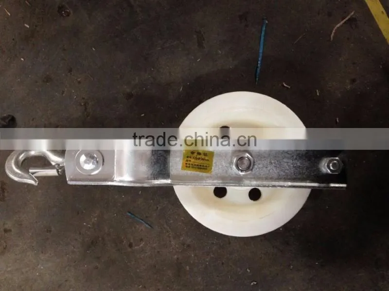 Nylon Sheave Stringing Pulley Block With 10KN Load Capacity for 95-120mm2 Conductor