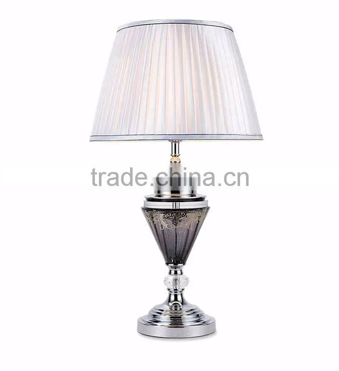 Diamond shape design glass carving crystal decoration table lamp