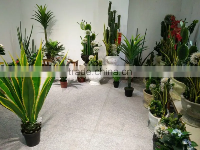 Wholesale various fake landscaping plants for decking decoration