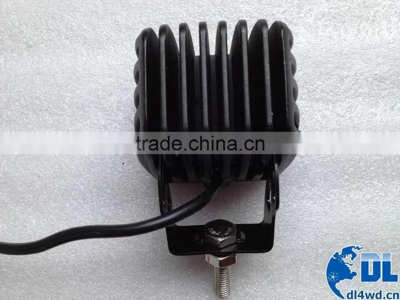 Hot Sold IP68 Auto Lamp 4x4 Off Road 12w LED Work Light For Vehicle