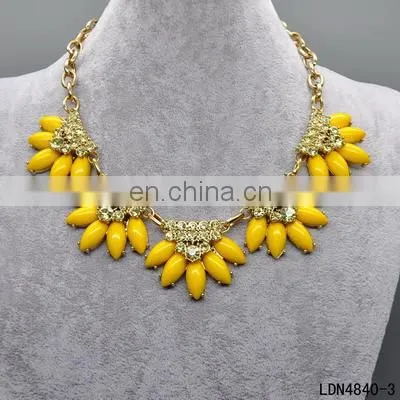 Bib and foral orange pendant with transperament crystal bib necklace jewelry