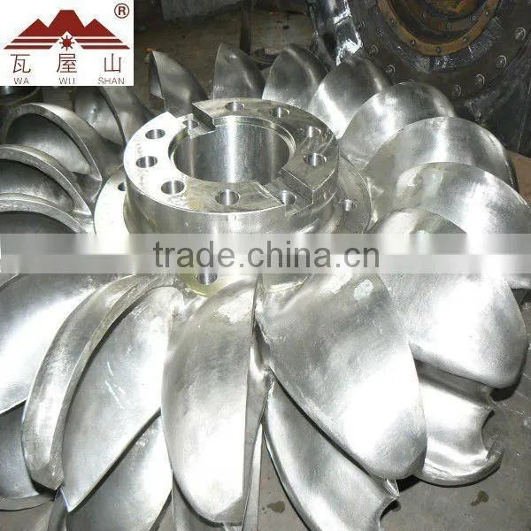 Hydroelectric pelton turbine