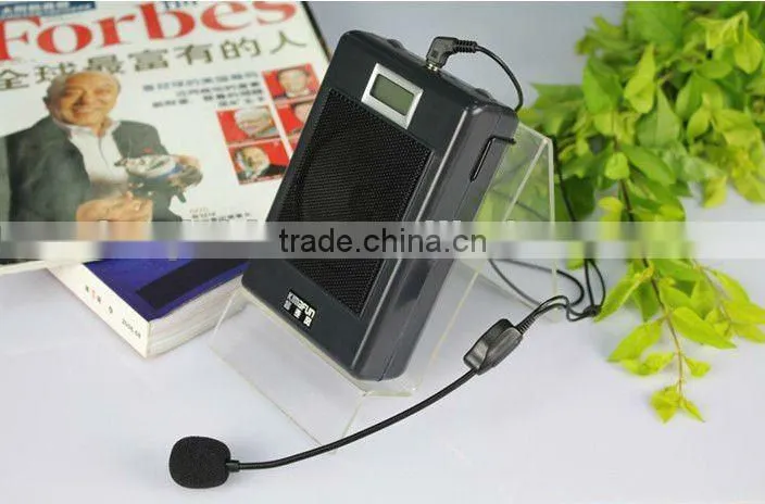 Megaphone with LED display (CE Certificate KM-666)