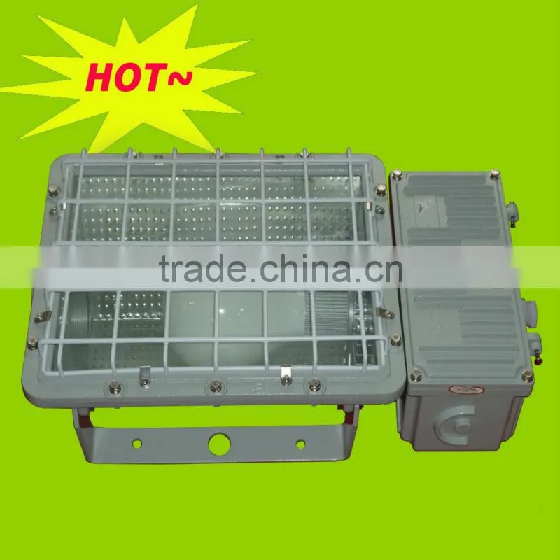 explosion proof flood light with 150w bulb