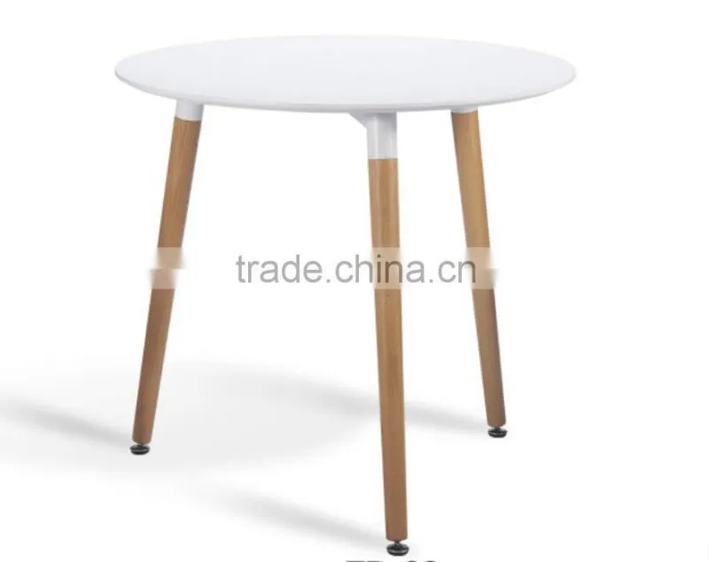 Wooden Dining Set With 4 White plastic Chairs dining table