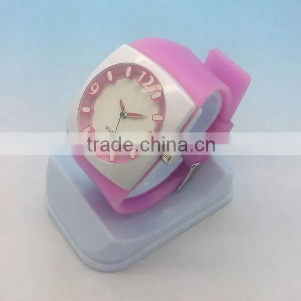 Attractive Christmas gift silicone wide band watch