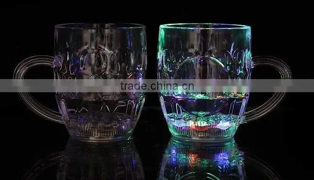 party KTV bar supplies Emitting luminescent glass goblet cocktail colorful flashing cup