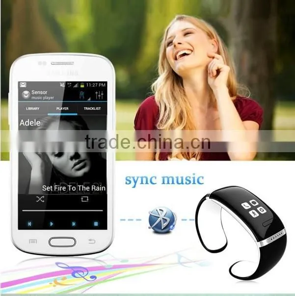 Fashion and Sport Fitness Bluetooth Sync Smart Bracelet L12S