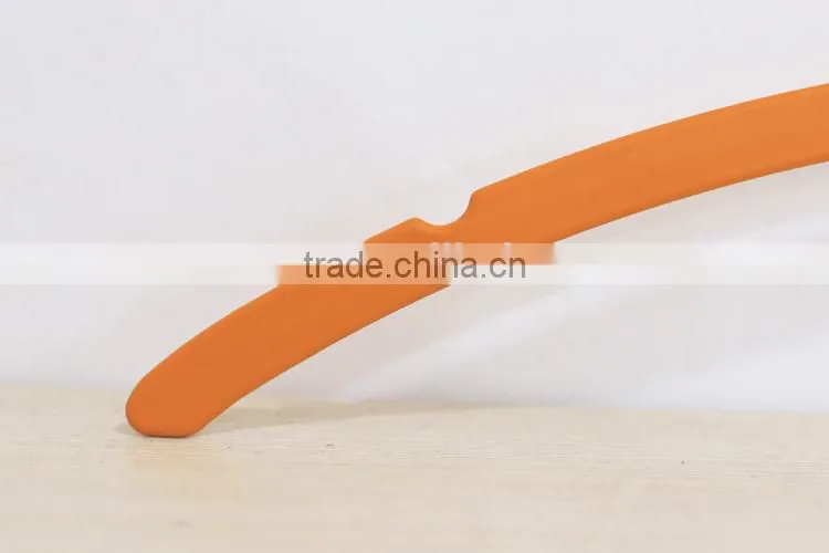 rubber coated slim hanger for shirt