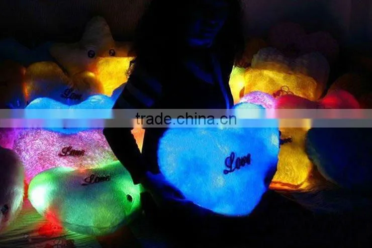Stock small order supply fashion LED light cushion new design cushion