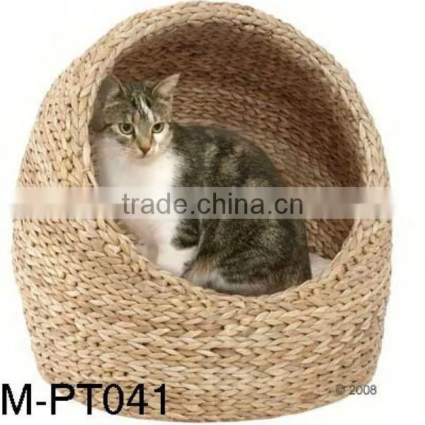 Exquisite and durable cattail pet nest &house