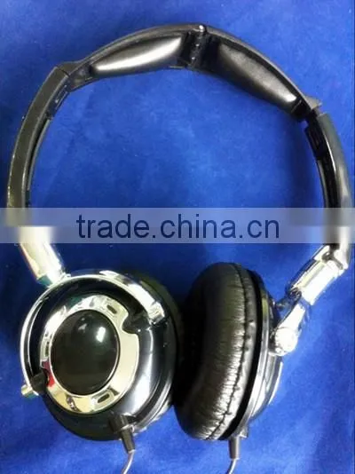 Foldable headphones