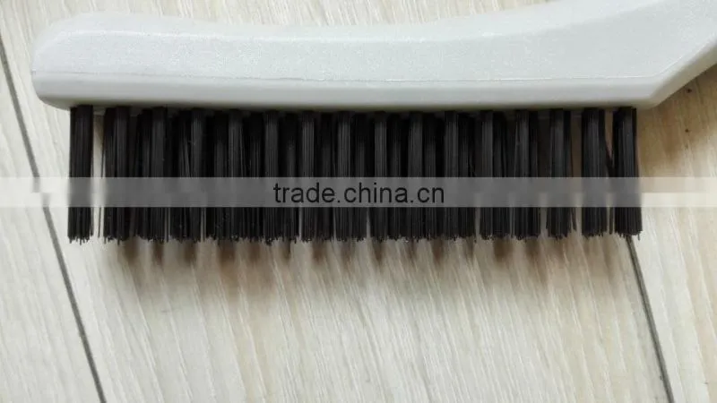 Steel Wire Brush With Soft Grip Handle 4*16
