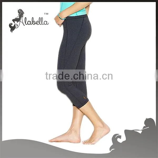 hot sale low MOQ sexy women capri jeans