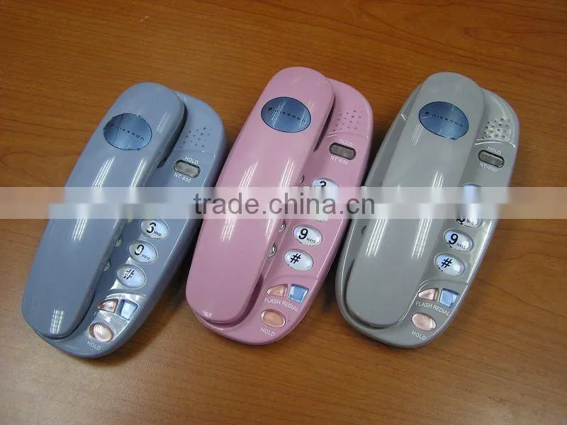 Red corlor Cute small telephone models