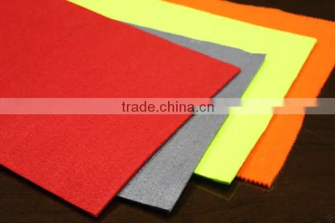 AZO FREE felt in roll