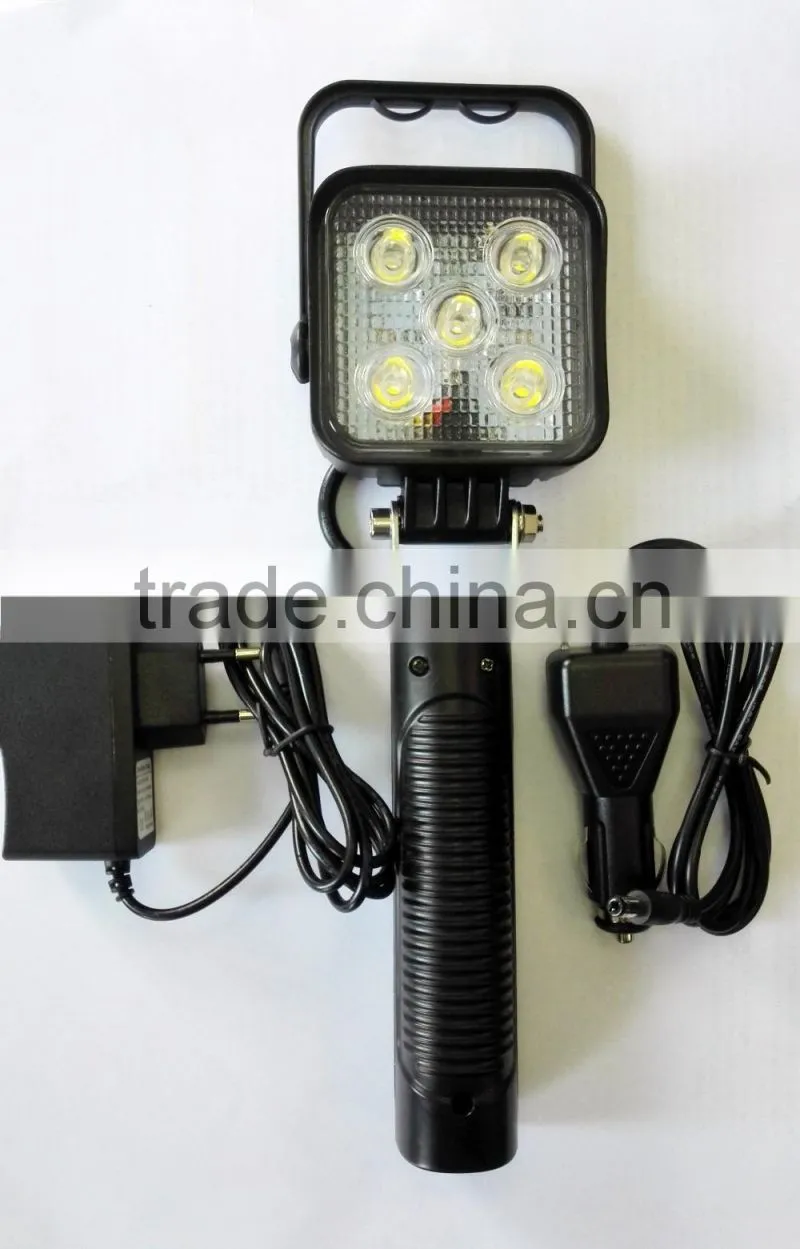Factory direct offer high quality auto LED light IP68 Waterproof 15W Rechargeable Portable LED work light