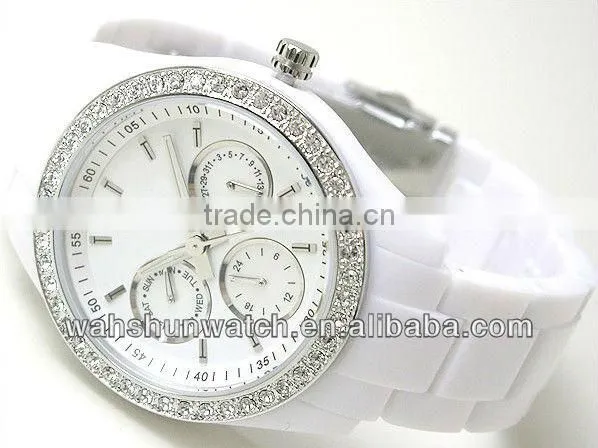 2013 new arrival watch, promotional watch alloy with diamonds precise japan quartz movt