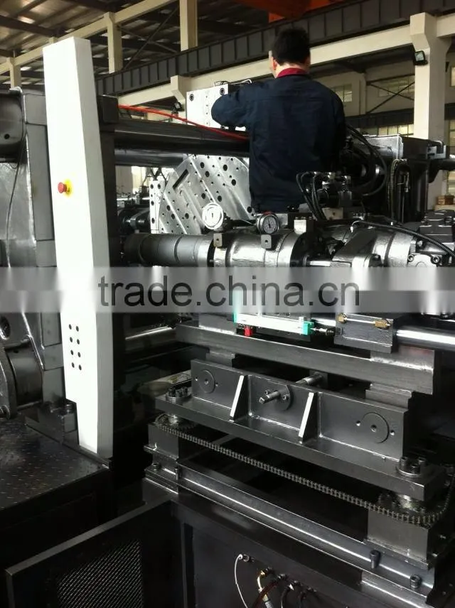double color injection molding machine