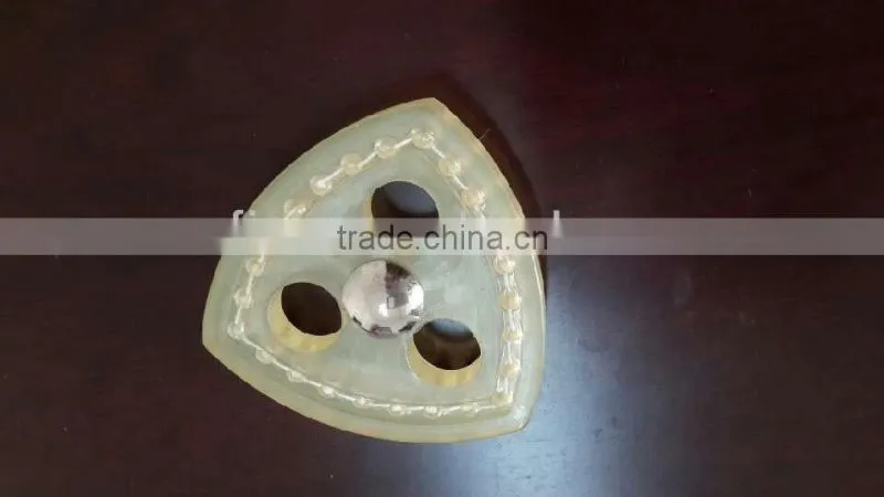 Sieve Cleaner of Triangular type with brush and slider