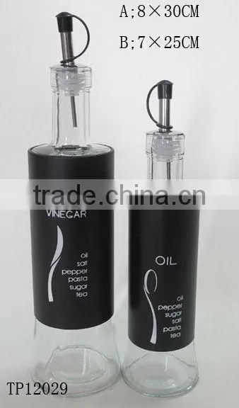 black plastic sleeves cylinder glass oil dispenser
